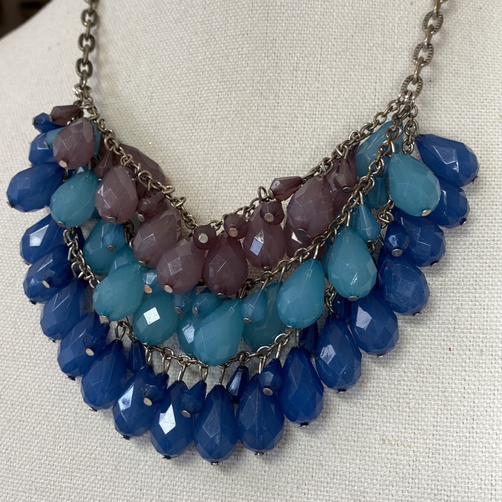 Drippy clustered teardrop faceted bead blue tones necklace